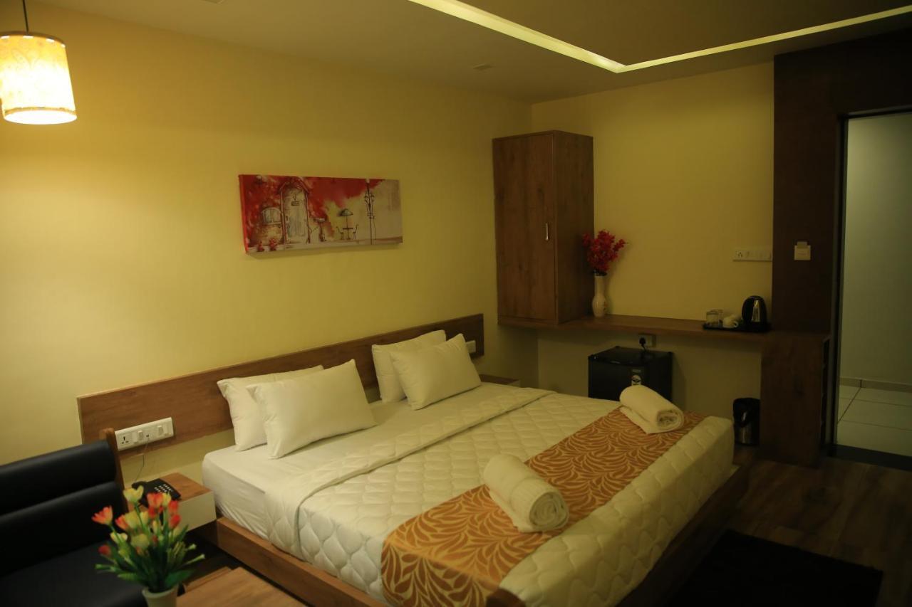 The Grand Raveta Hotel Patan  Exterior photo